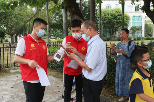 中建二局四公司华南分公司志愿服务队在属地开展防疫志愿服务